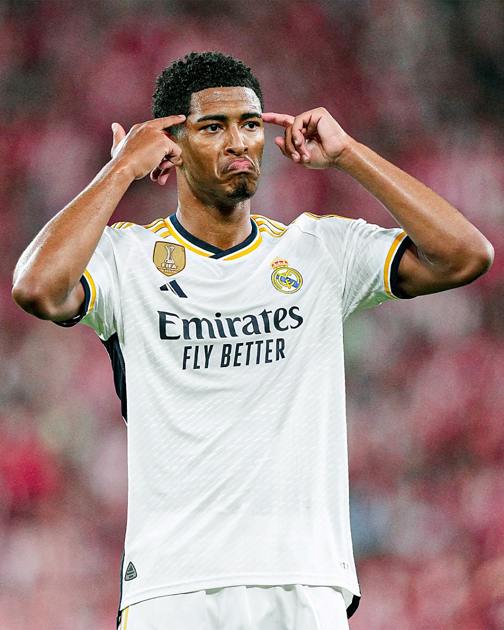 记者：扎巴尔尼即将加盟巴黎，交易预计下周敲定