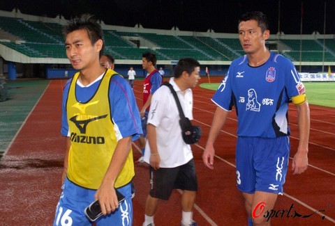 雷霆狂胜独行侠豪取14连胜！SGA三节打卡33分，浓眉9中1仅得2分