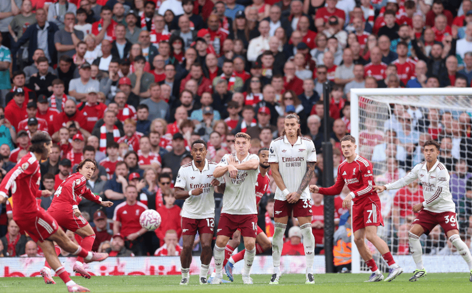 小勒布伦上演极限逆转，国乒混团世界杯丢掉一盘，8-2法国队