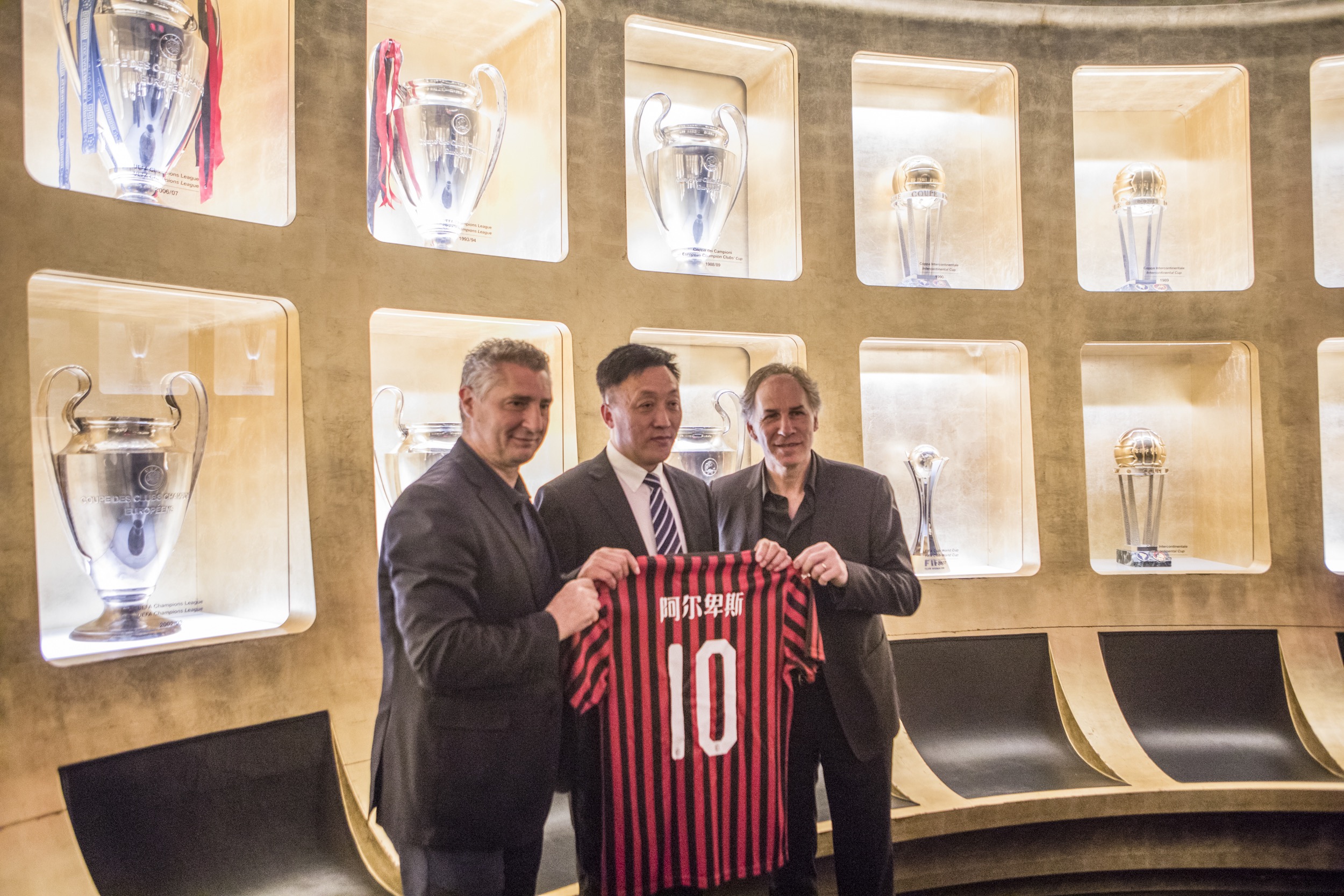 半场战报：莱切0-0维罗纳