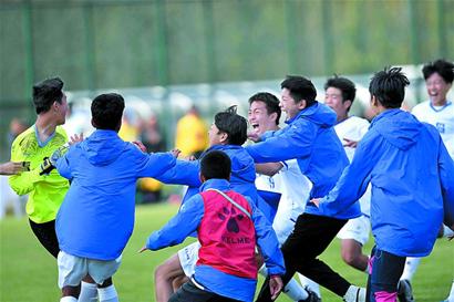意甲知名媒体人谈巴特萨吉：他曾经拒绝了科莫，未来可以向加比亚学习（意甲名记谈巴特萨吉：曾拒科莫，未来可向加比亚取经）