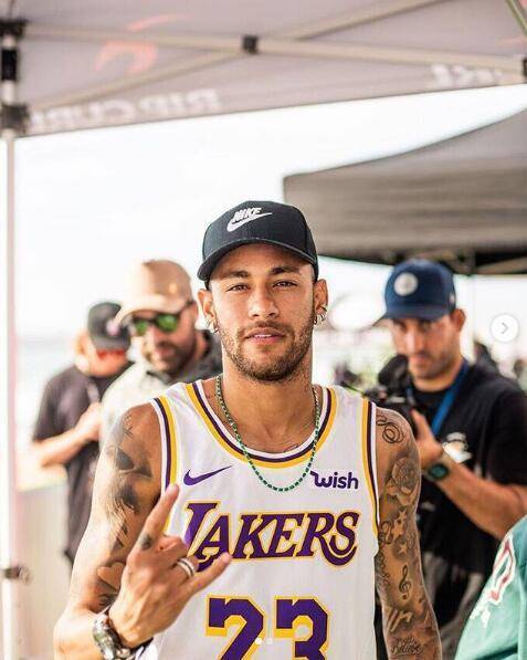 英超战报：巴恩斯双响，迪亚斯破门难救主，纽卡2-1曼城