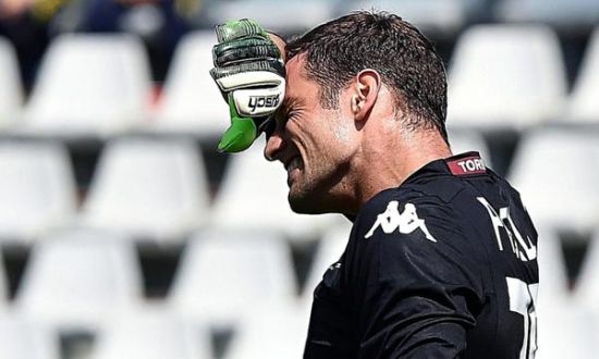 勒沃库森客场1-0战胜本菲卡，希克制胜