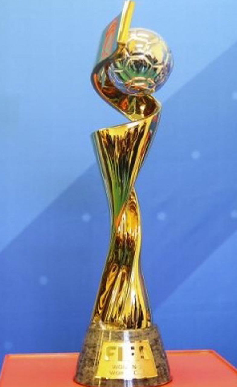 鲍曼：不关心诺伊尔是否重返德国队；人们似乎不尊重他的决定