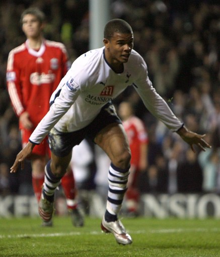 小孔塞桑：我和C罗聊过，他说我在伟大的俱乐部效力