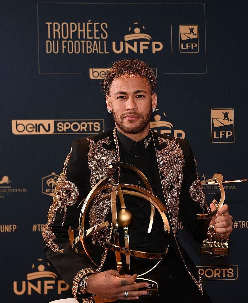 最后时刻连续3记关键三分！姜伟泽15中8&三分10中4轰下22分